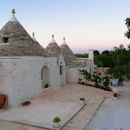 Trullo Il Cantagallo Holiday home Locorotondo