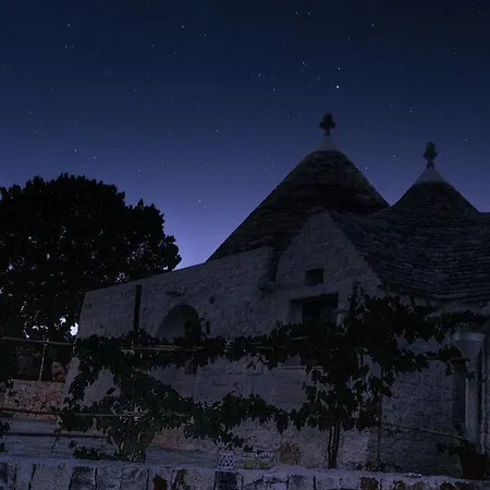Trullo Il Cantagallo Holiday home Locorotondo