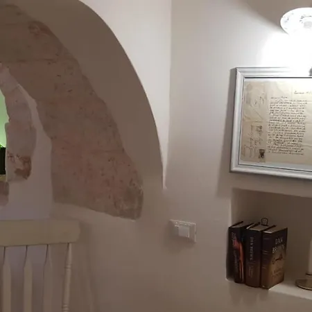 Holiday home Trullo Il Cantagallo *